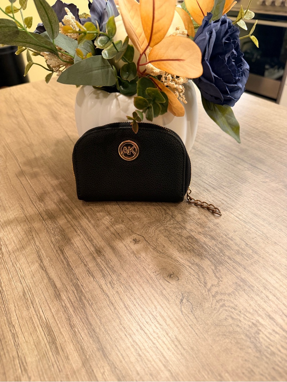 Black Pebbled Leather Zip Coin Purse